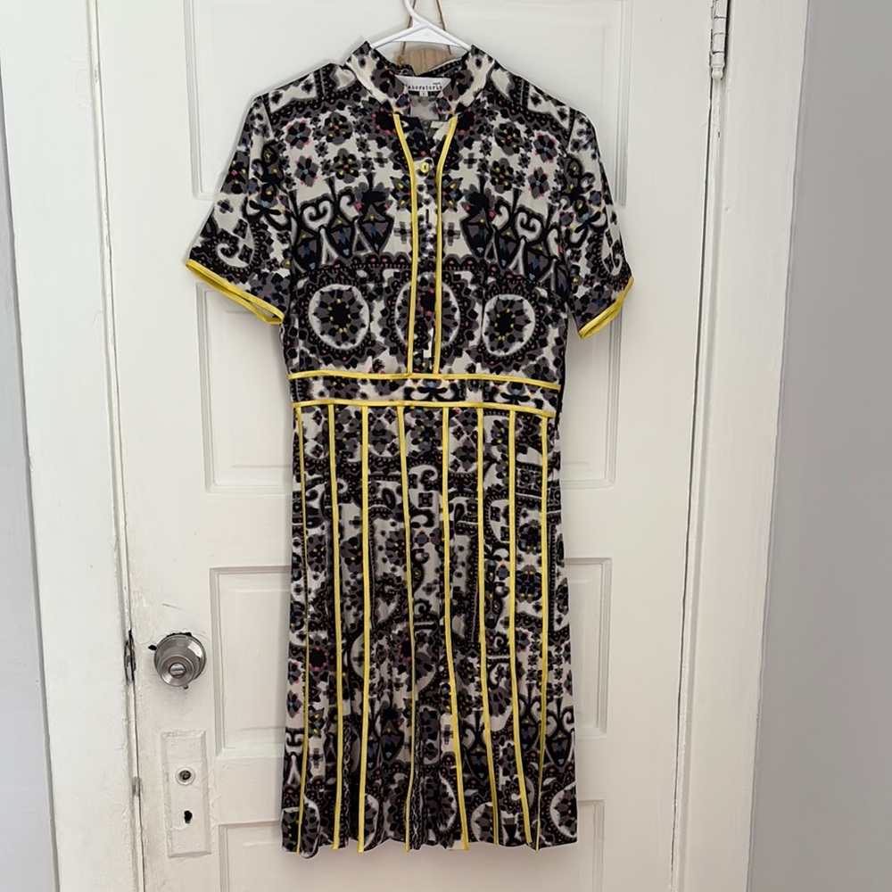 Laboratorio Capri ‼️Floral Patterned Dress with Yellow Accents